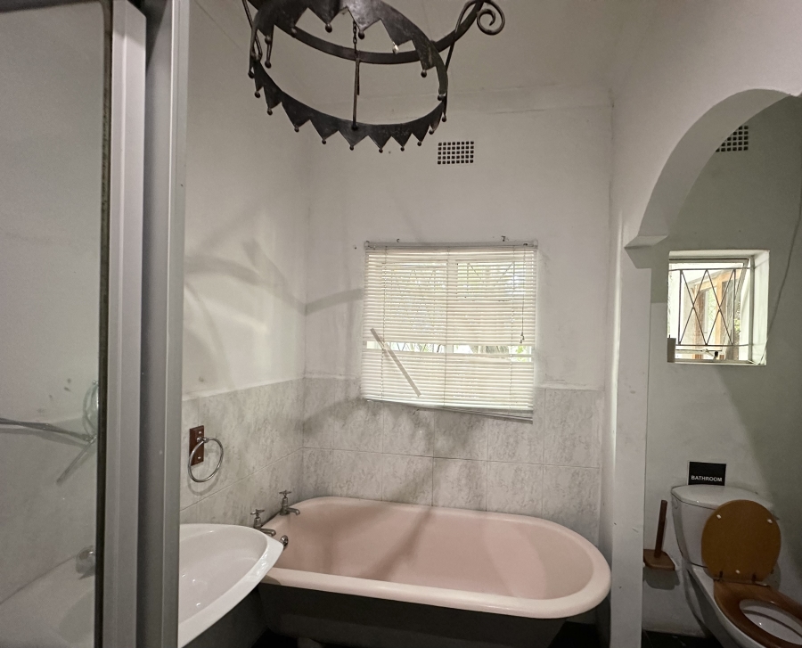 7 Bedroom Property for Sale in Mthata Eastern Cape